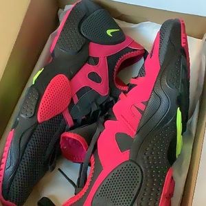 NIKE HUARACHE E.D.G.E TXT